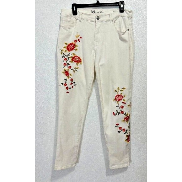 DG2 Diane Gilman Womens Virtual Stretch Floral Embroidered White Jeans 12P NWOT - Picture 1 of 16